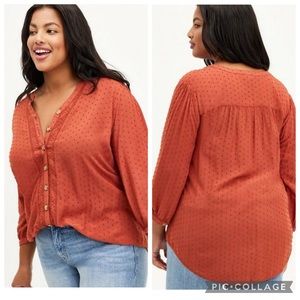 NWT Torrid Swiss Dot Embroidered Button-Front Blouse, redwood color, 18-20W